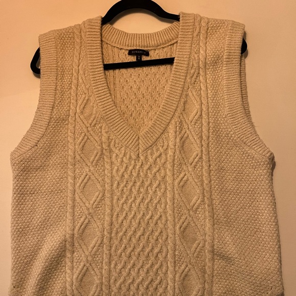 Dynamite Knit Sleeveless Vest - Picture 1 of 2